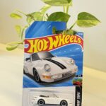 Hot Wheels Porsche Cabriolet (White)