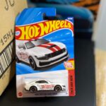 Hot Wheels Ford Mustang Dark Horse (White)